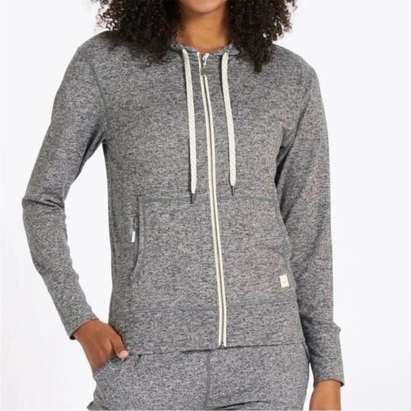 Vuori Halo Performance Hoodie Heather Gray Size Medium - Picture 3 of 10